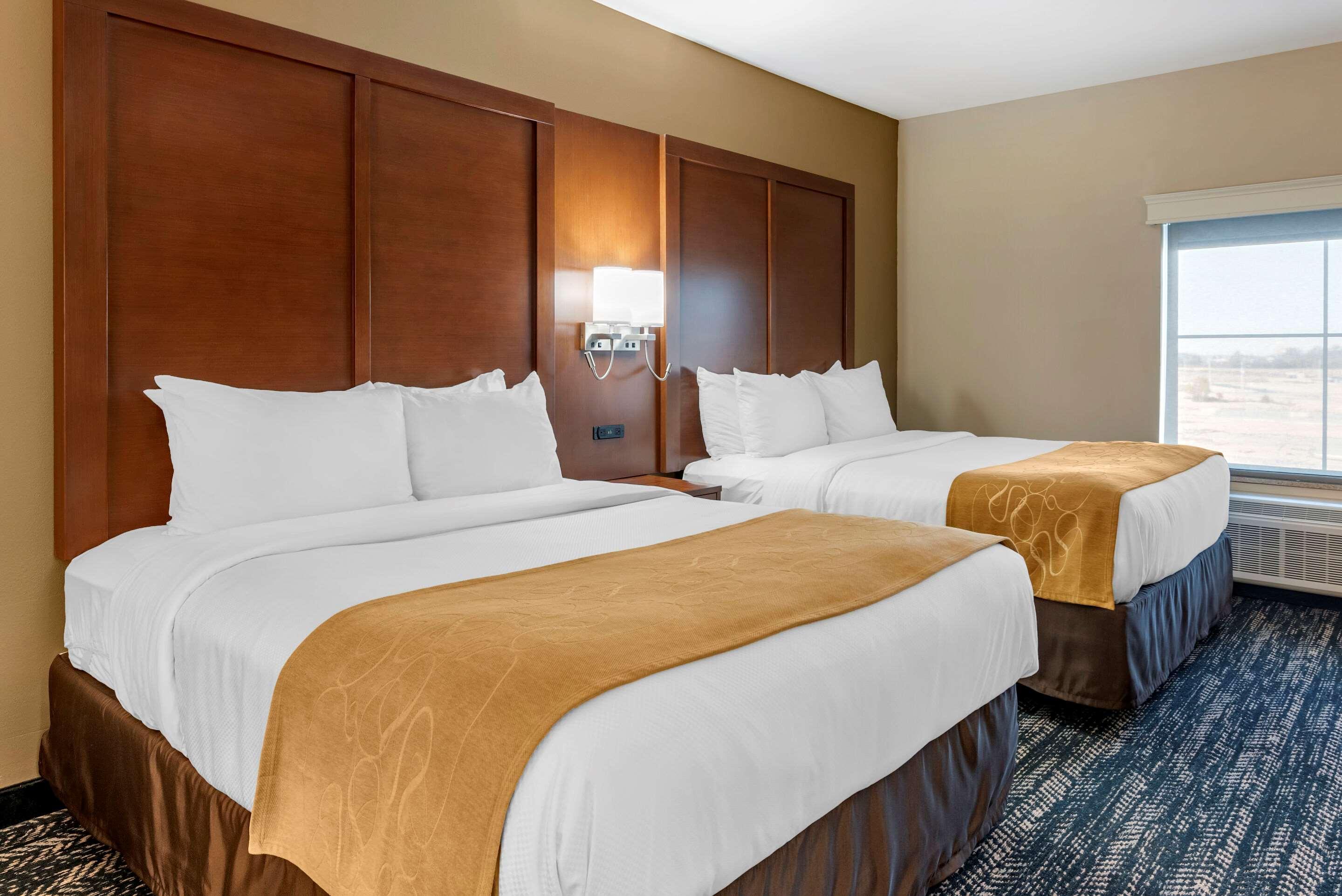คอมฟอร์ต สวีท เวสต์ เมมฟิส I-40 I-55 Hotel เวสต์เมมฟิส ภายนอก รูปภาพ
